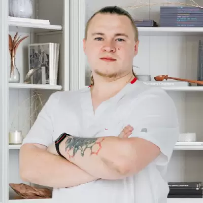 доктор Лопин Николай Николаевич фельдшер клиники «Санати» в Петергофе