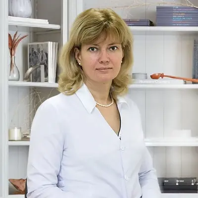 доктор Моисеенкова Ольга Леонидовна – врач психиатр-нарколог клиники «Санати» в Петергофе